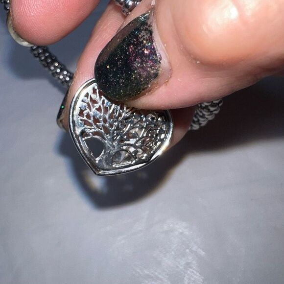 Tree of Life Silver Tone Beaded Stretch Bracelet - Picture 4 of 10